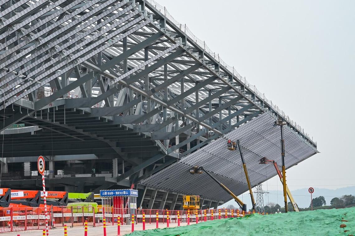 中国电建水电十四局西部（重庆）科学城科学会堂PPP项目H型钢