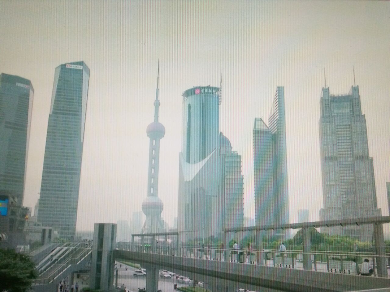 亲爱的翻译官首播现陆家嘴不雅视频场景，幕后黑手是谁？