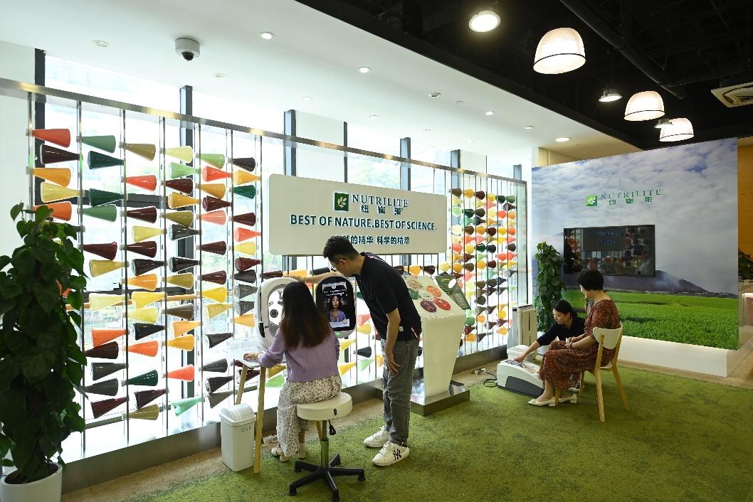 健康城市建设 四川活动_健康中国2030 四川分站启动仪式_安利中国总监