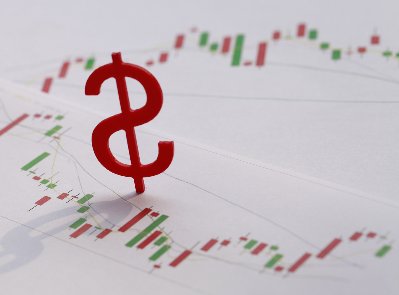 <strong>9月27日人民币汇率创2020年6月来新低，美元理财产品受关</strong>