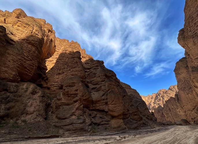 白银周边自驾游好去处，黄河石林风景秀丽、韵味独特