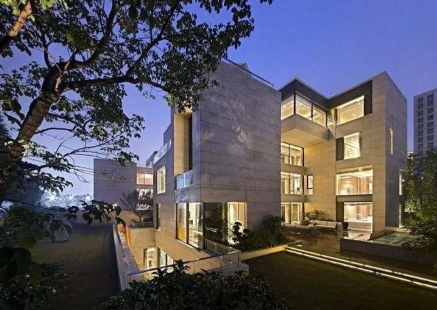 浦东浦西豪宅项目分析_上海东方明珠花园别墅_上海豪宅浦西浦东对比