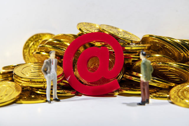 数字化时代互联网金融产品蓬勃发展，特性与多样性成显著亮点