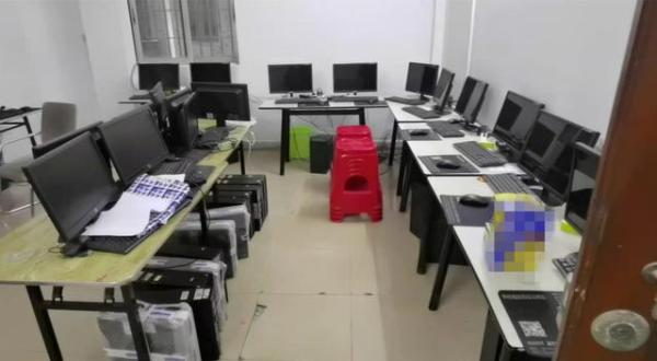 兼职打游戏赚钱200元_大学生兼职洗钱陷阱_网络游戏哪个能赚钱