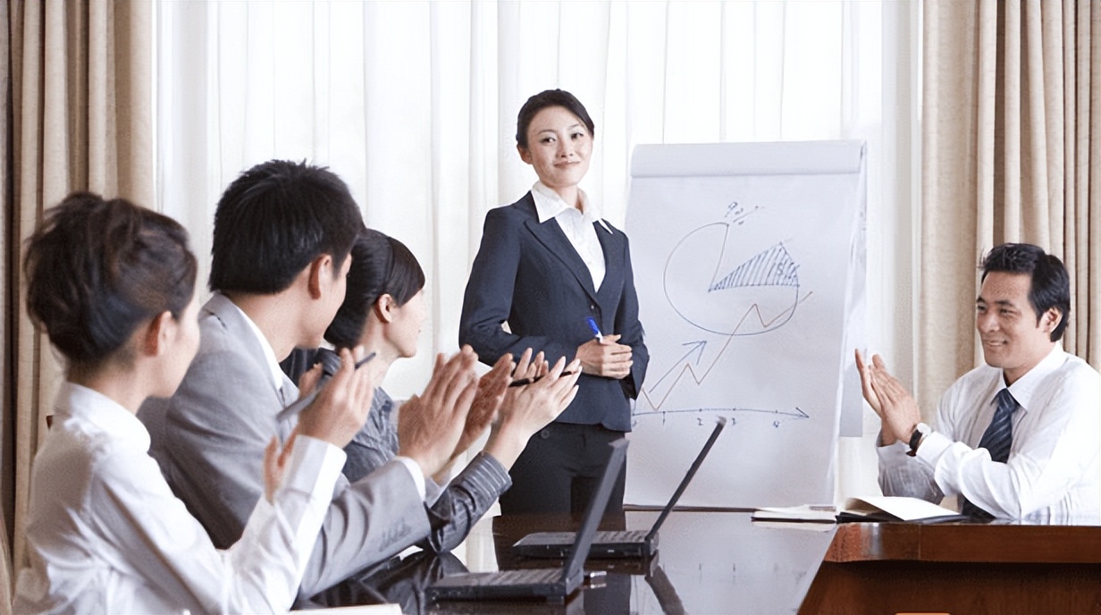 个险行业转型困境_用经济学分析保险_保险代理人资格考取消