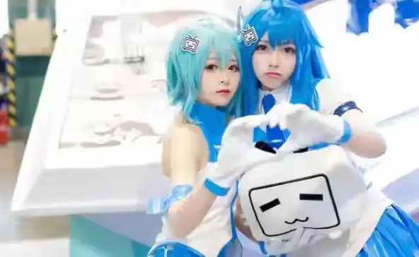 漫展赞助商合作_动漫展上卖什么赚钱_漫展赚钱方式