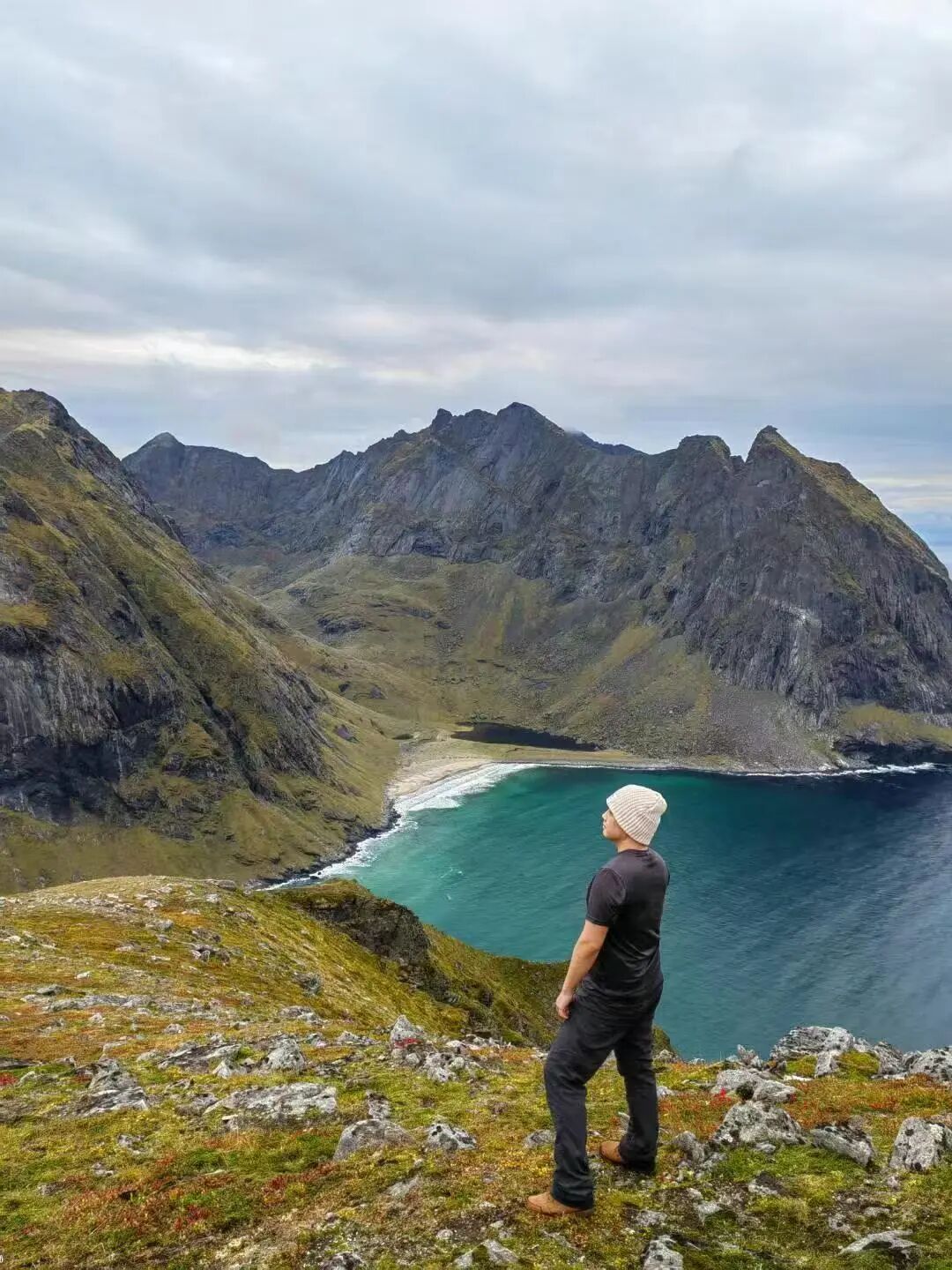 星空证券_债券投资逻辑是什么_债券基金经理王潇