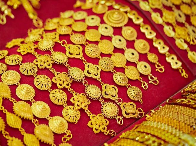 新加坡黄金投资税政策_新加坡股票可以买_新加坡买黄金攻略