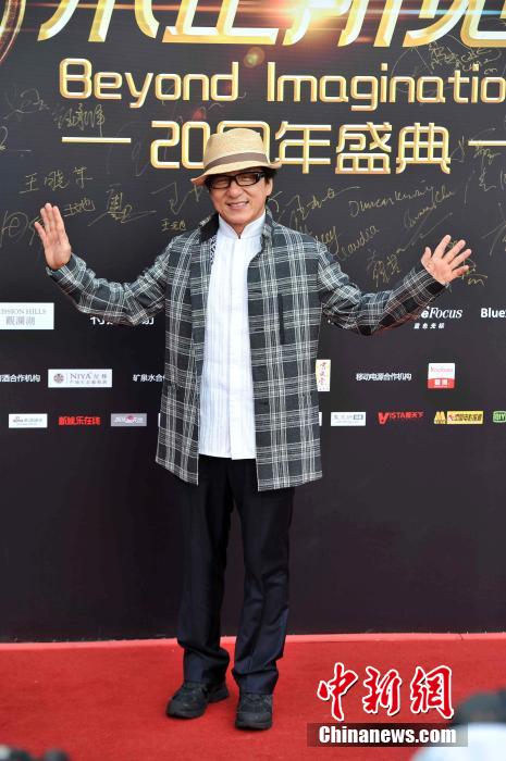 华谊兄弟二十周年庆典红地毯明星阵容_华谊兄弟20周年红毯秀_华谊兄弟二十周年庆典海口红毯现场