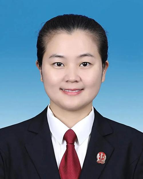 上饶凤凰光学招聘 温柔法官扎根公园，绽放青春